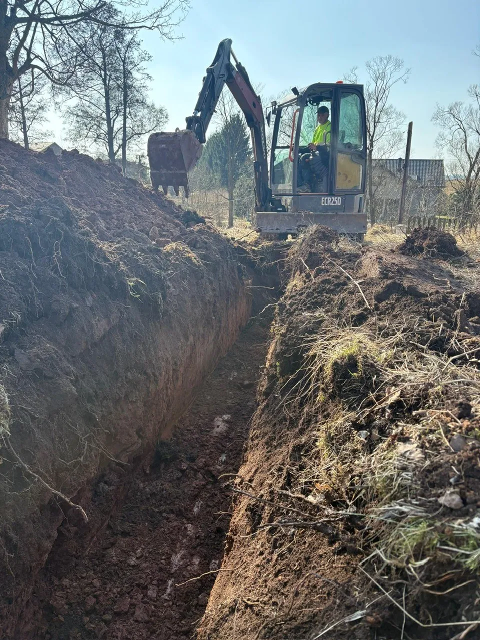 Realizacja prac ziemnych — zdjęcie 3